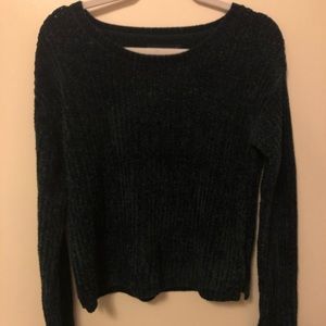 Green soft sweater